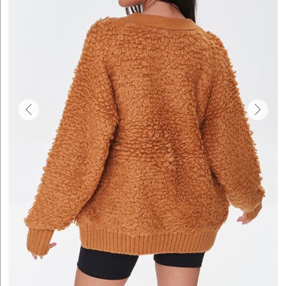 Cardigan - Picture 3 of 6